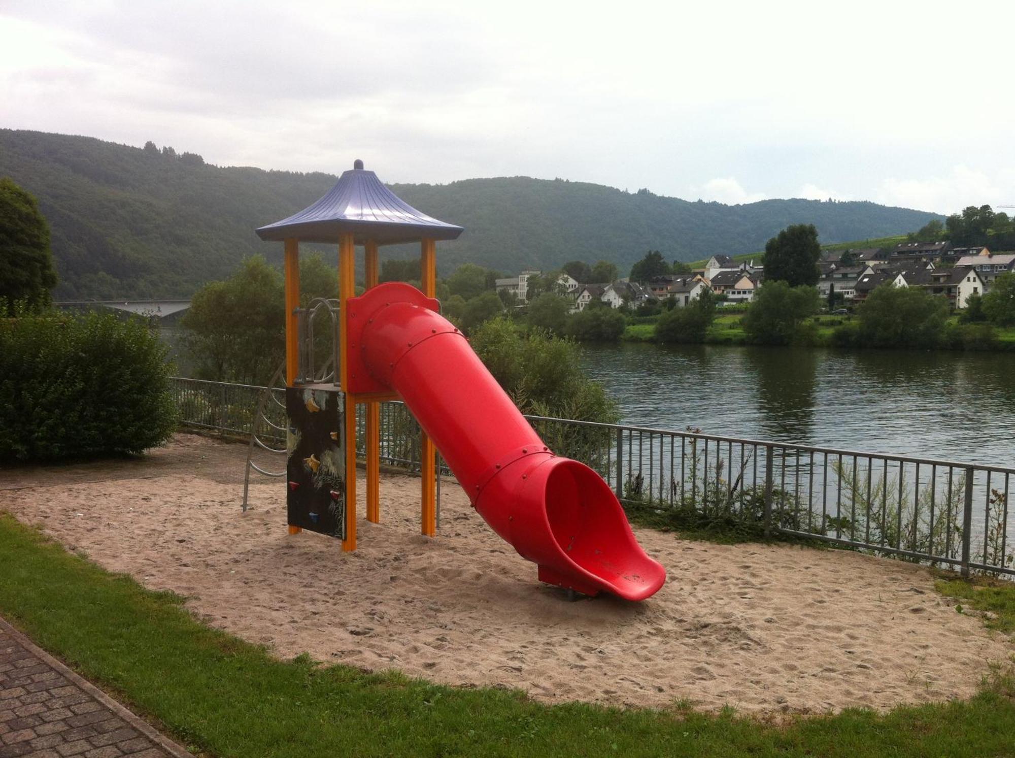 Apartament Haus Marlene Zell an der Mosel Zewnętrze zdjęcie