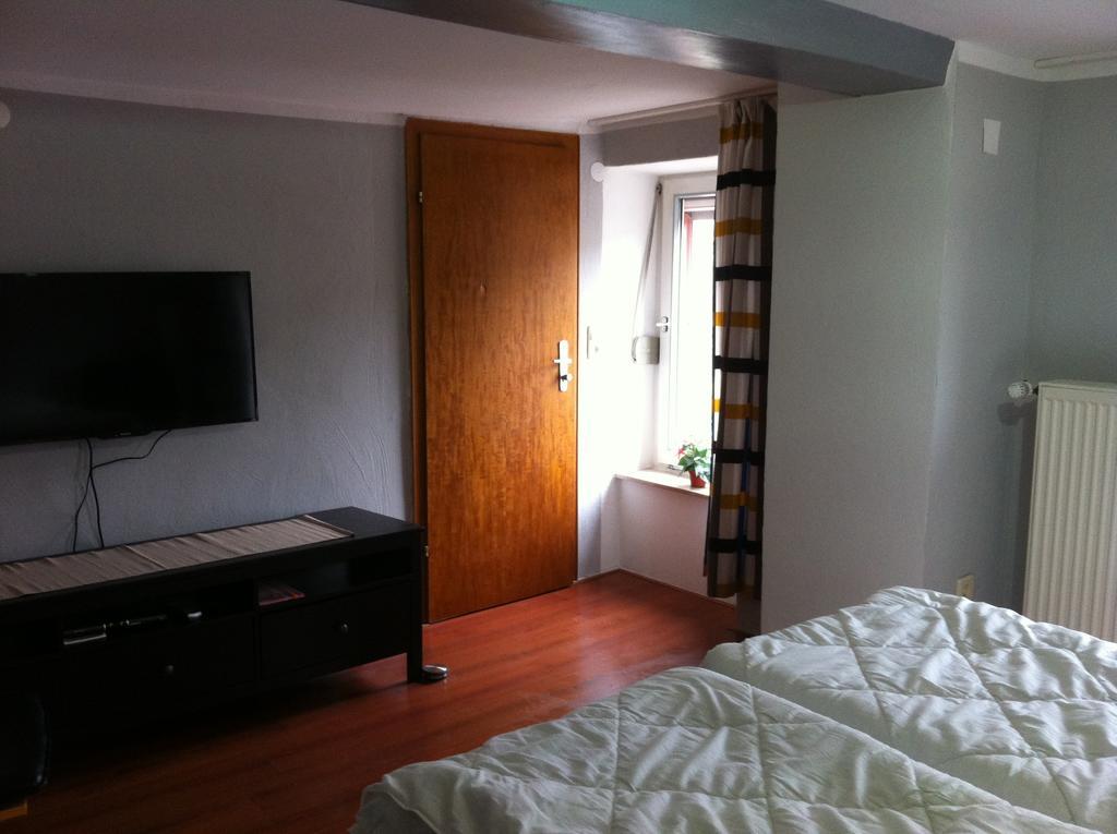 Apartament Haus Marlene Zell an der Mosel Zewnętrze zdjęcie